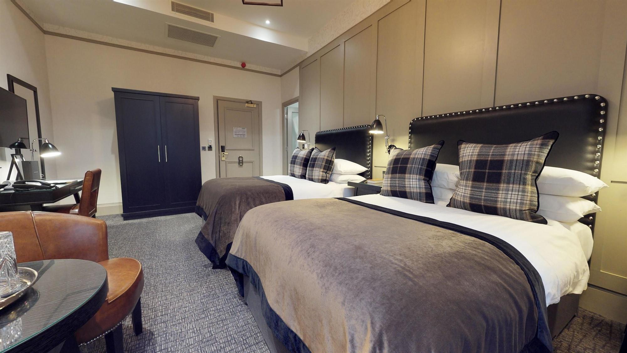 Macdonald Burlington 4*